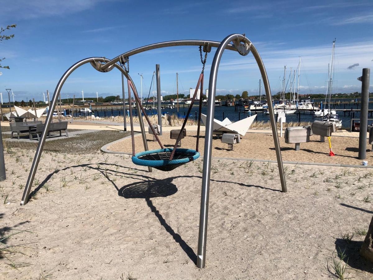 2Zi-Ferienwohnung Am Suedstrand Mit Eigenem Parkplatz Perfekt Fuer Familie Burgtiefe auf Fehmarn 外观 照片