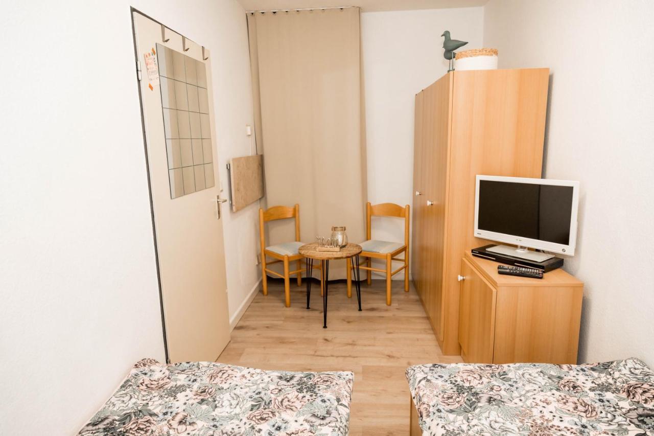 2Zi-Ferienwohnung Am Suedstrand Mit Eigenem Parkplatz Perfekt Fuer Familie Burgtiefe auf Fehmarn 外观 照片